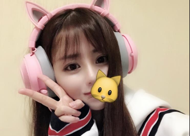 [卧谈会]你上一次真正开怀大笑是什么时候，发生了什么事